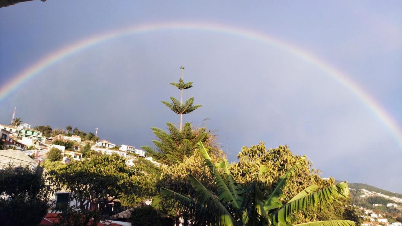 La Chambre De Ker Briac Bed & Breakfast Funchal  Luaran gambar